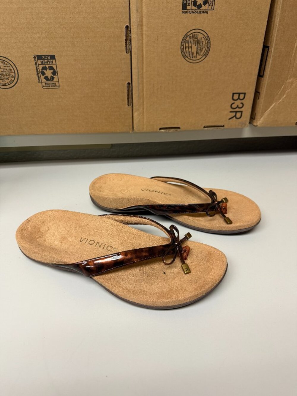 Vionic Bella Sandals - tortoise - size 8.5